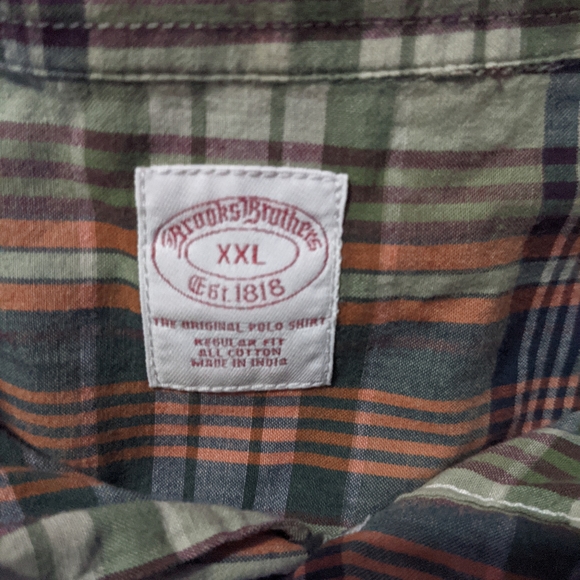 SOLD Mens short short sleeve shirt - Picture 2 of 2